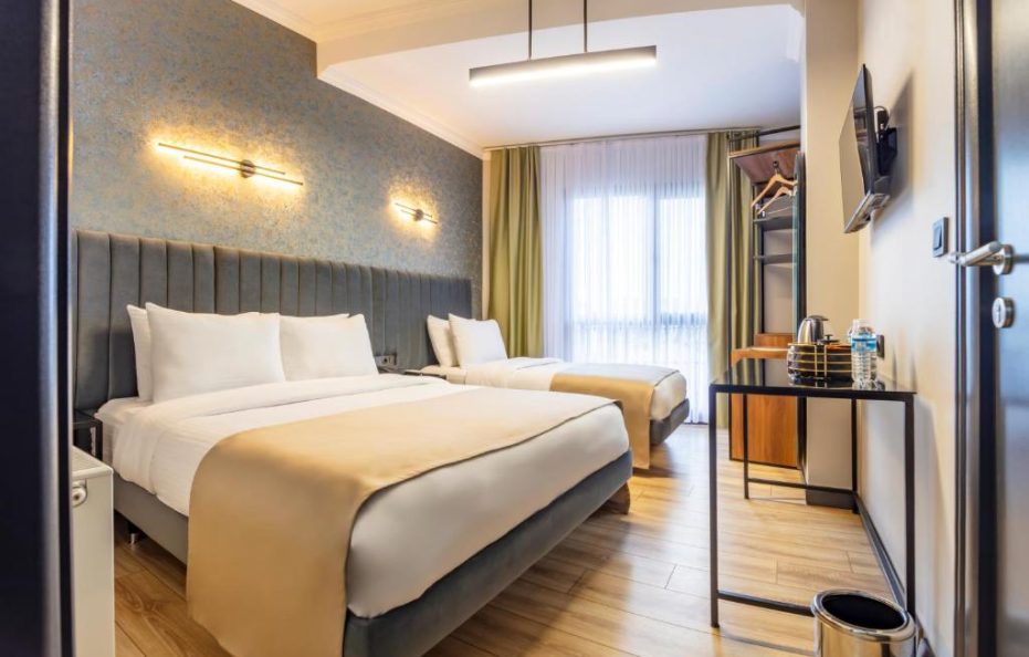 Lenora Airport Hotel